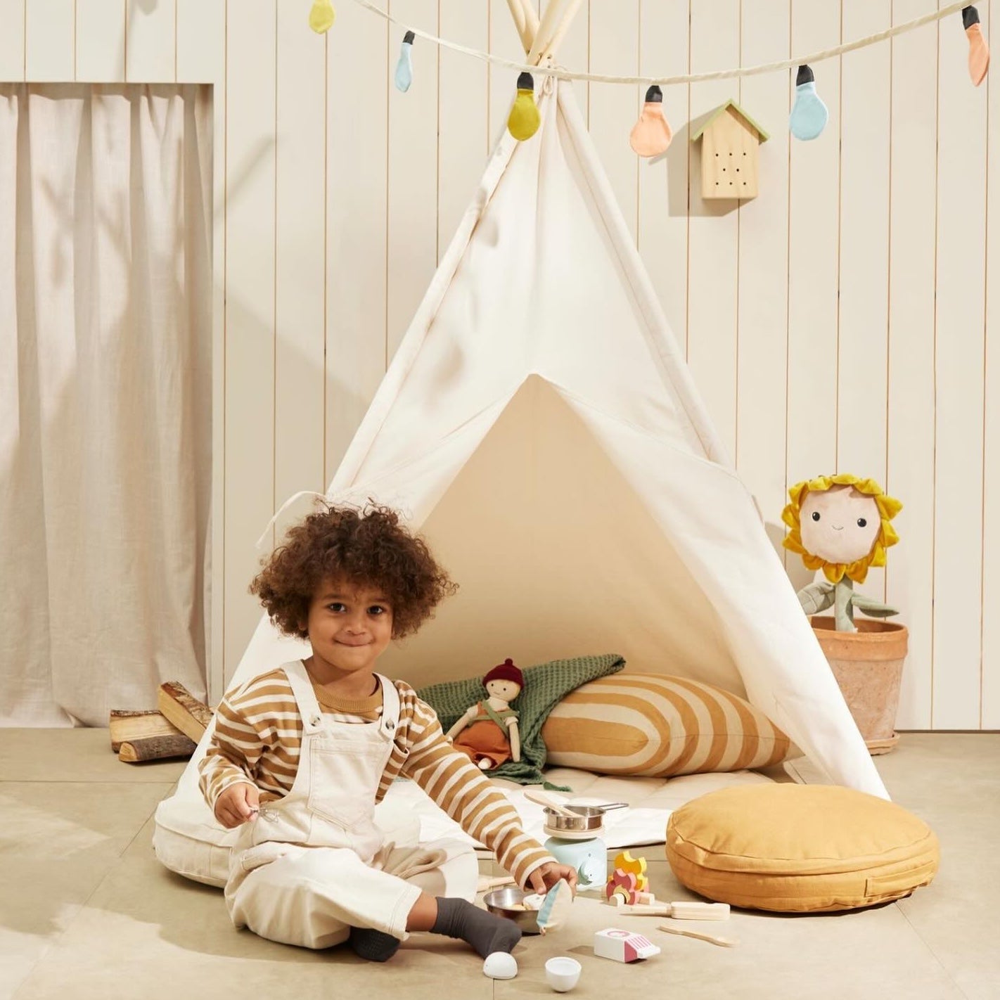 Tents & Teepees