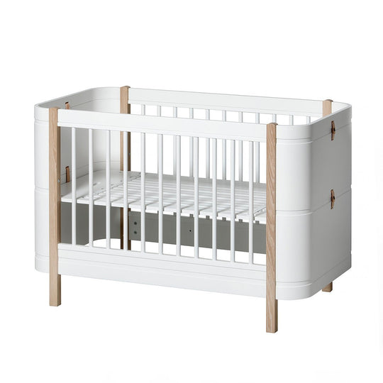 Oliver Furniture Wood Mini+ Cot Bed (Without Junior Conversion Kit) - White/Oak (Pre-Order; Est. Delivery in 6-10 Weeks)