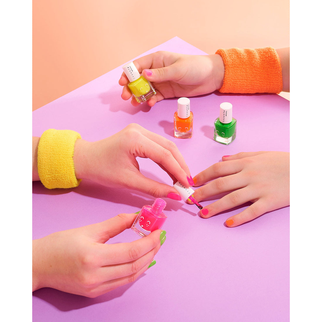inuwet-neon-pink-bubble-gum-scent-for-kids-inuw-vinkv14