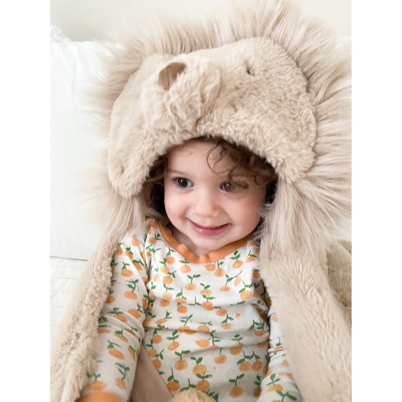 mon-ami-luca-lion-hooded-blanket-mona-10199