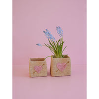 rice-dk-small-square-raffia-storage-basket-natural-pink-heart-embroidery-rice-bssto-2zheais