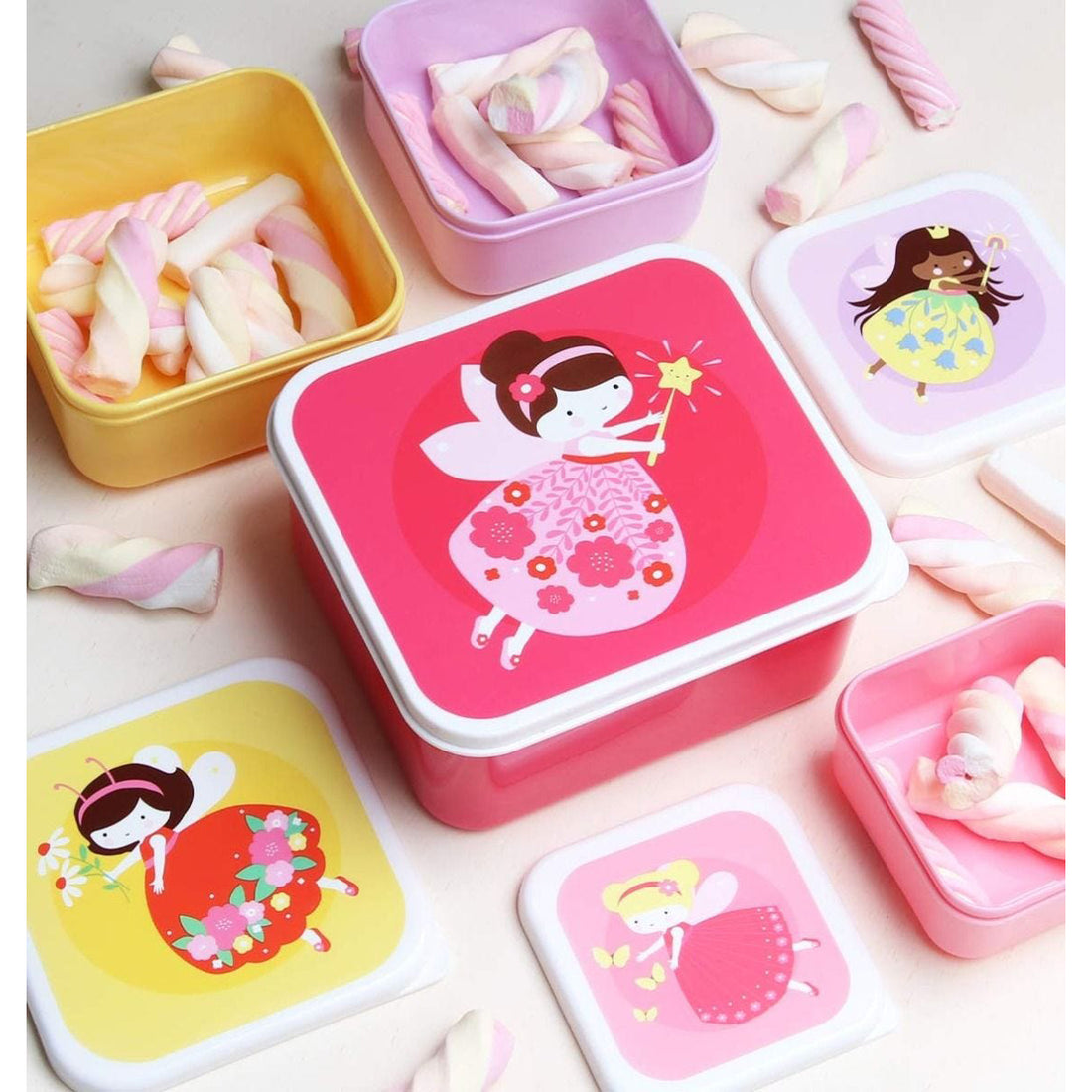 https://www.petit-bazaar.com/cdn/shop/products/a-little-lovely-company-lunch-_-snack-box-set-fairy-_4_1100x.jpg?v=1611290338