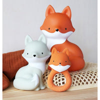 a-little-lovely-company-teething-ring-fox- (4)