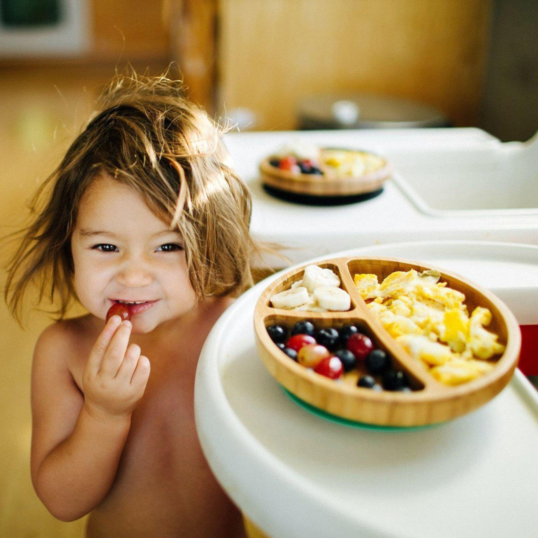 https://www.petit-bazaar.com/cdn/shop/products/avanchy-bamboo-suction-toddler-plate-spoon-blue-avan-btpl-57919-_3_1100x.jpg?v=1659088873