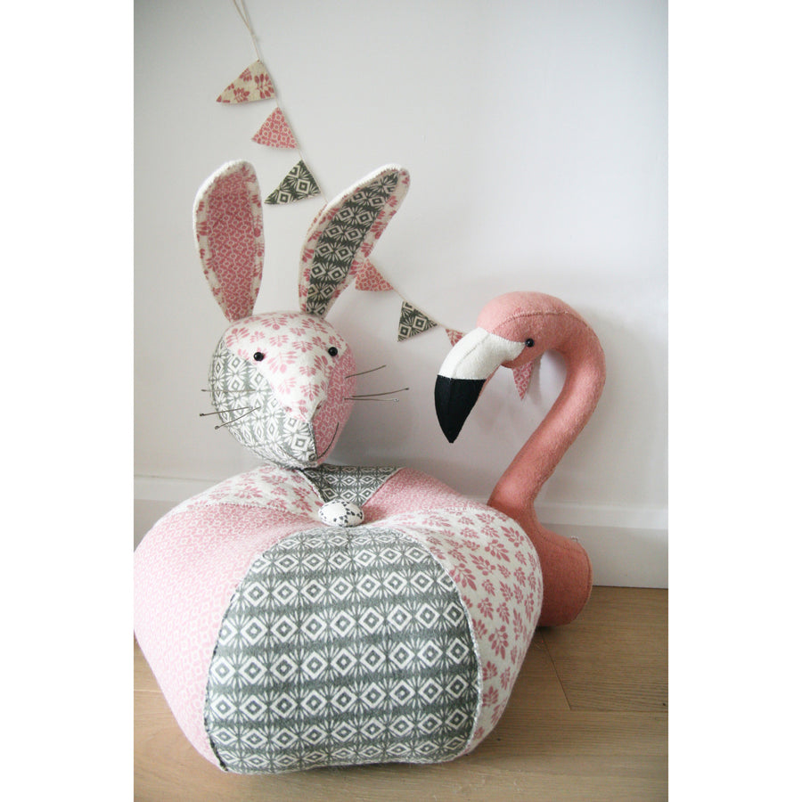 fiona-walker-england-semi-size-flamingo- (5)