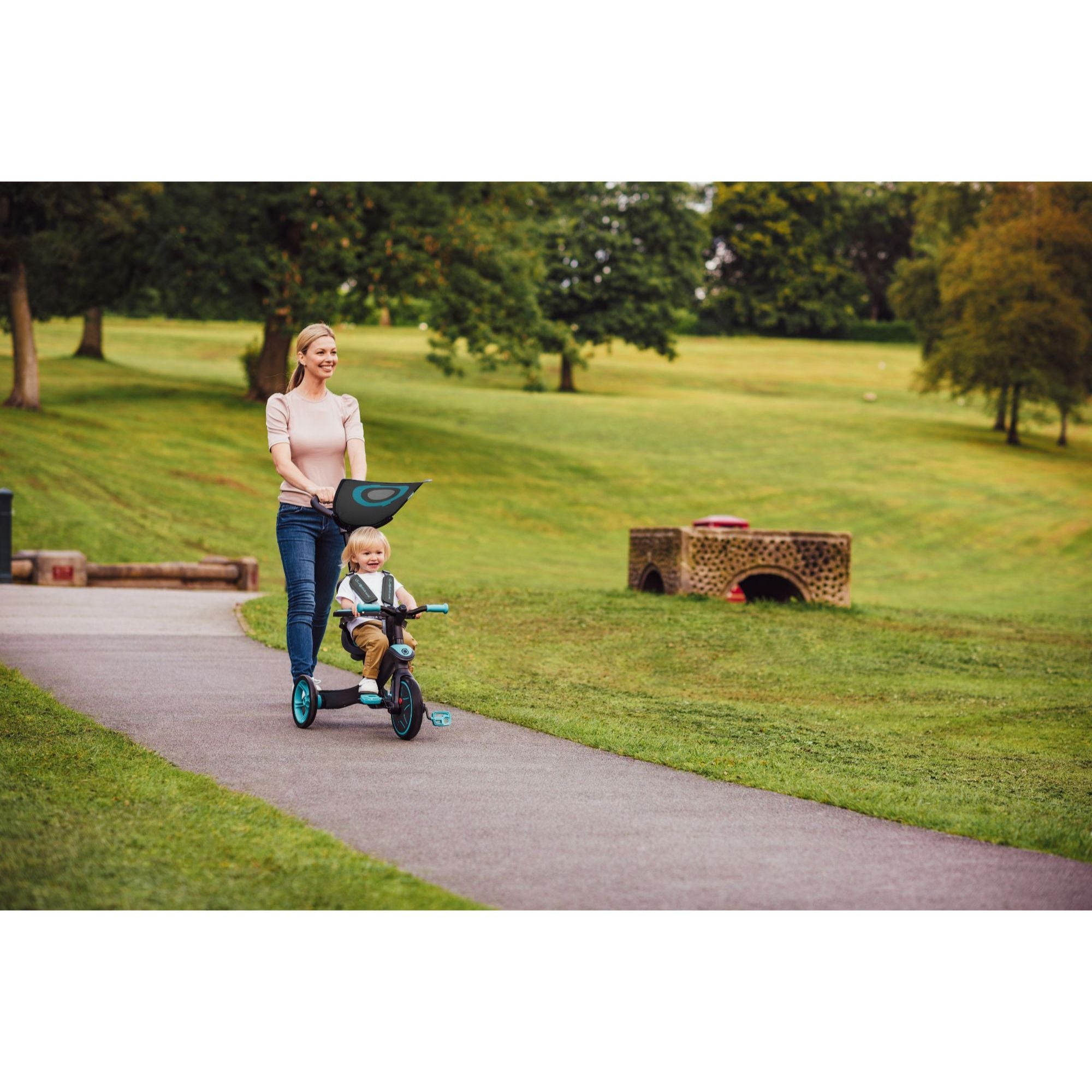 Globber Explorer Trike 4-In-1 - Fuchsia Pink (With Headrest) (10M - 5Y)