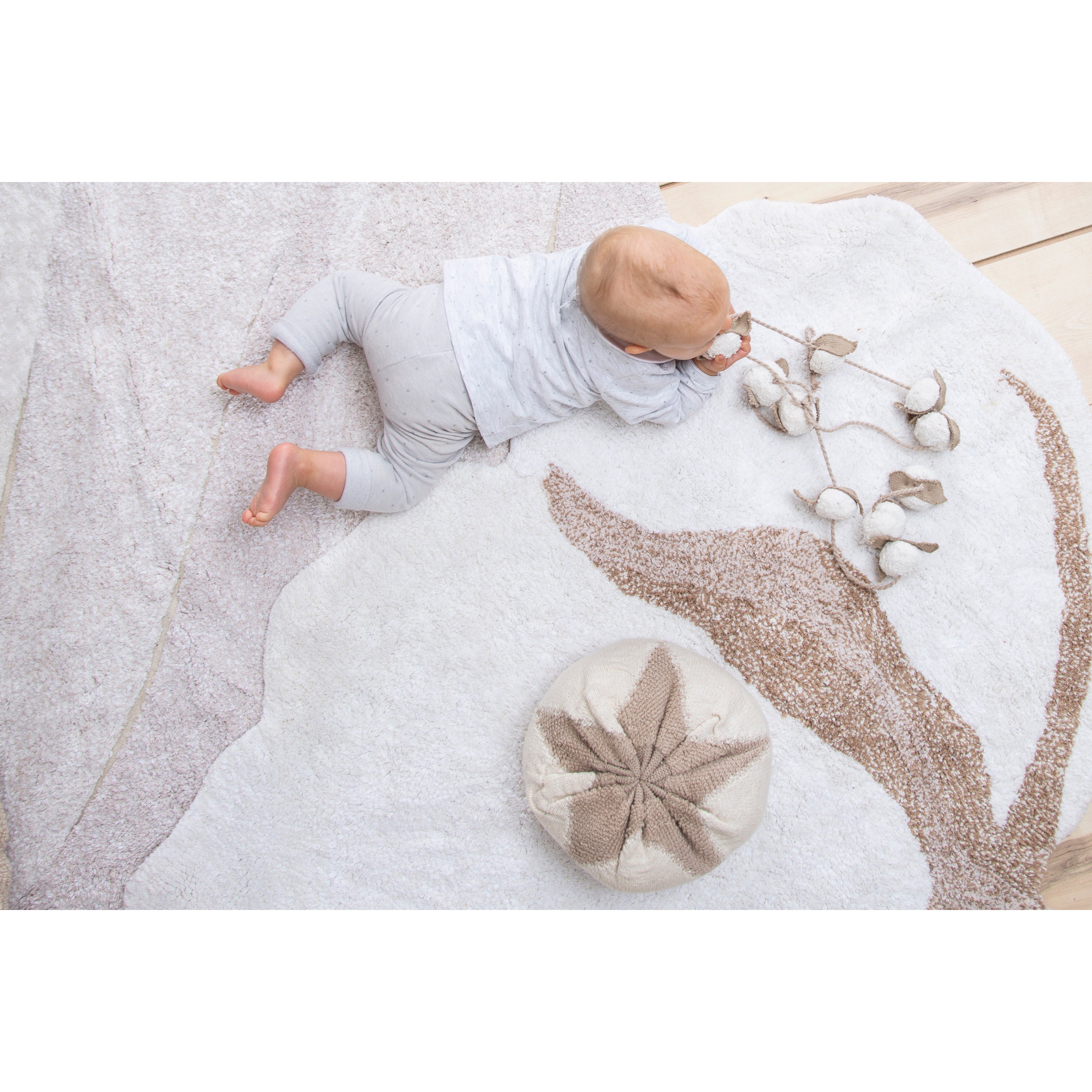 lorena-canals-cotton-flower-machine-washable-rug- (15)