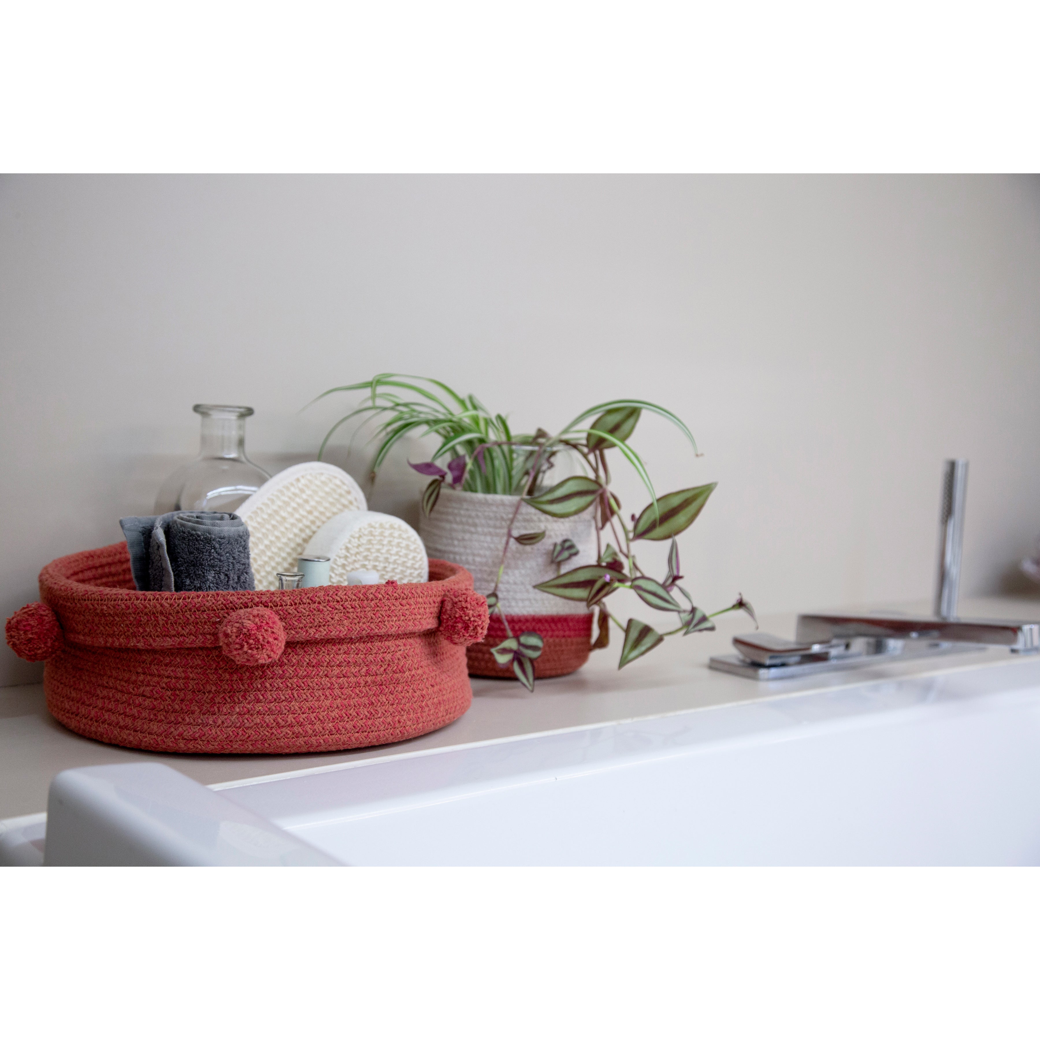 lorena-canals-tray-brick-red-basket- (13)