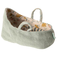 maileg-carry-cot-my-dusty-green- (1)