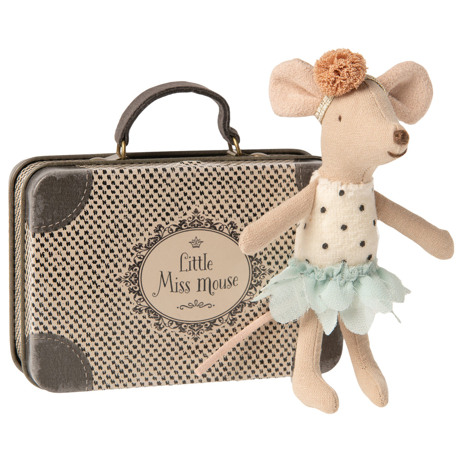 maileg-little-miss-mouse-in-suitcase-little-sister- (1)