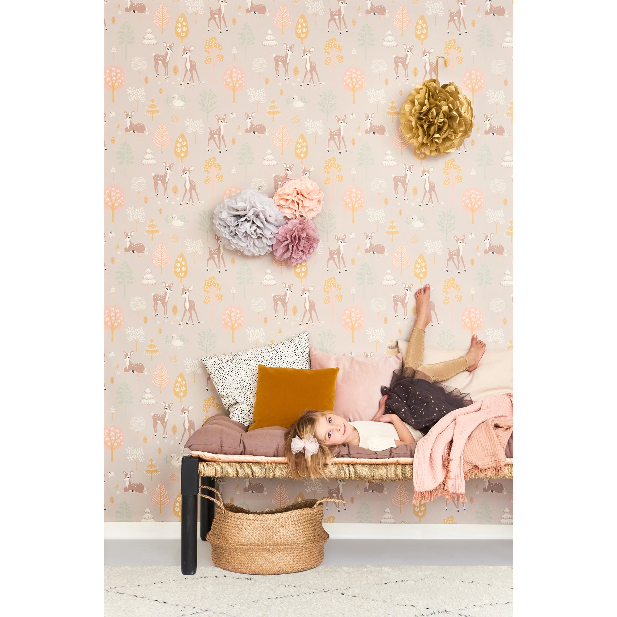 majvillan-wallpaper-golden-woods-dusty-lilac- (3)