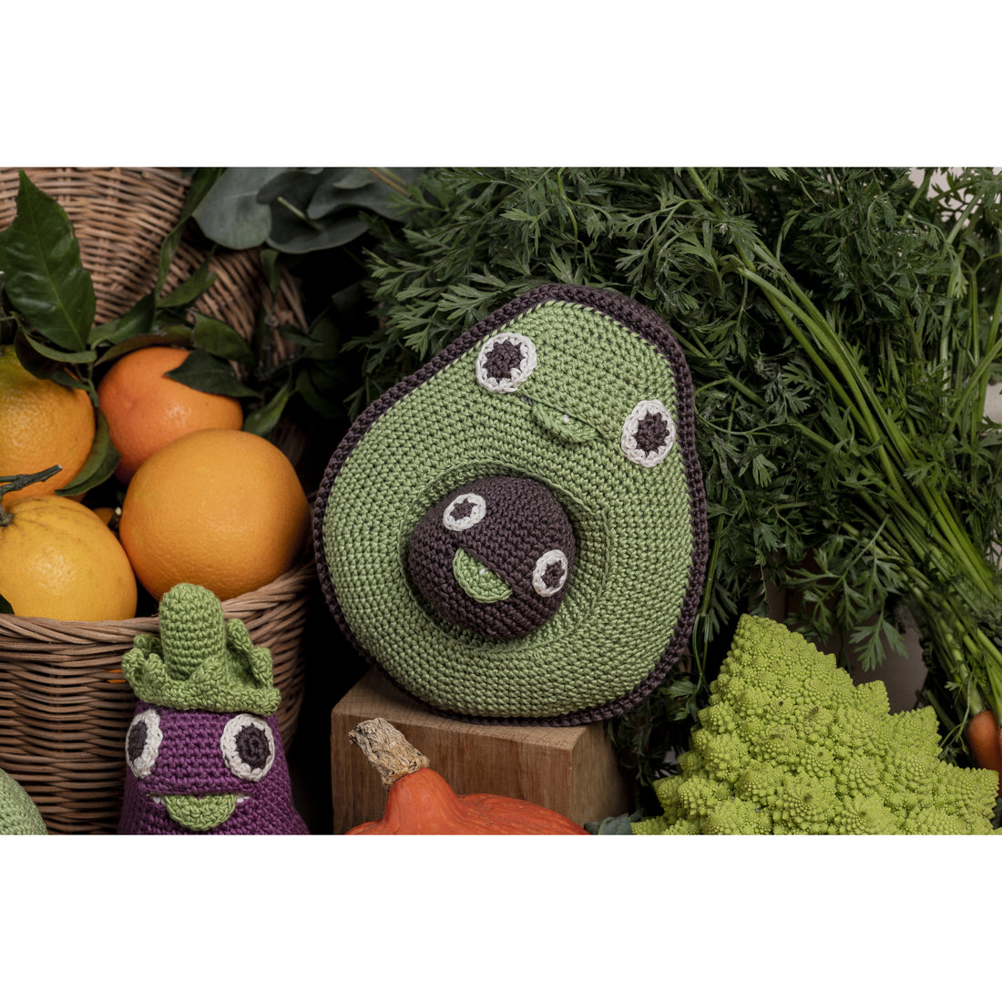 myum-mommy-avocado-and-her-baby-seed-music-box- (9)