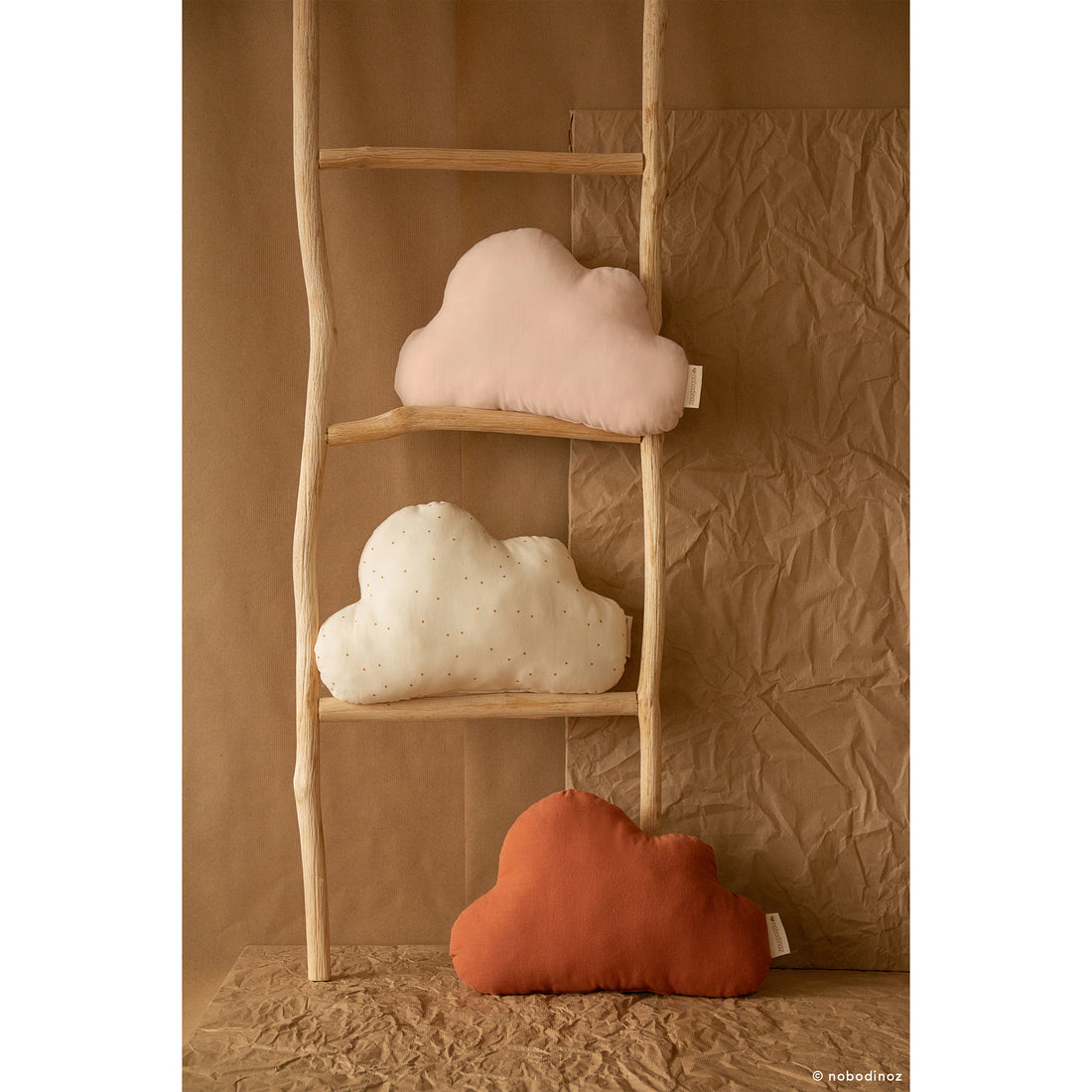 Cloud cushion - honey sweet dots natural