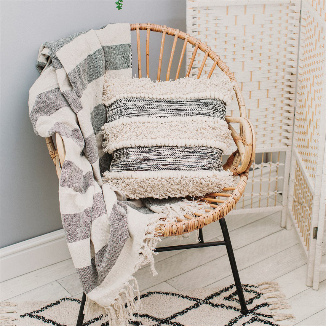 rjb-stone-scandi-boho-tufted-stripe-cushion- (3)