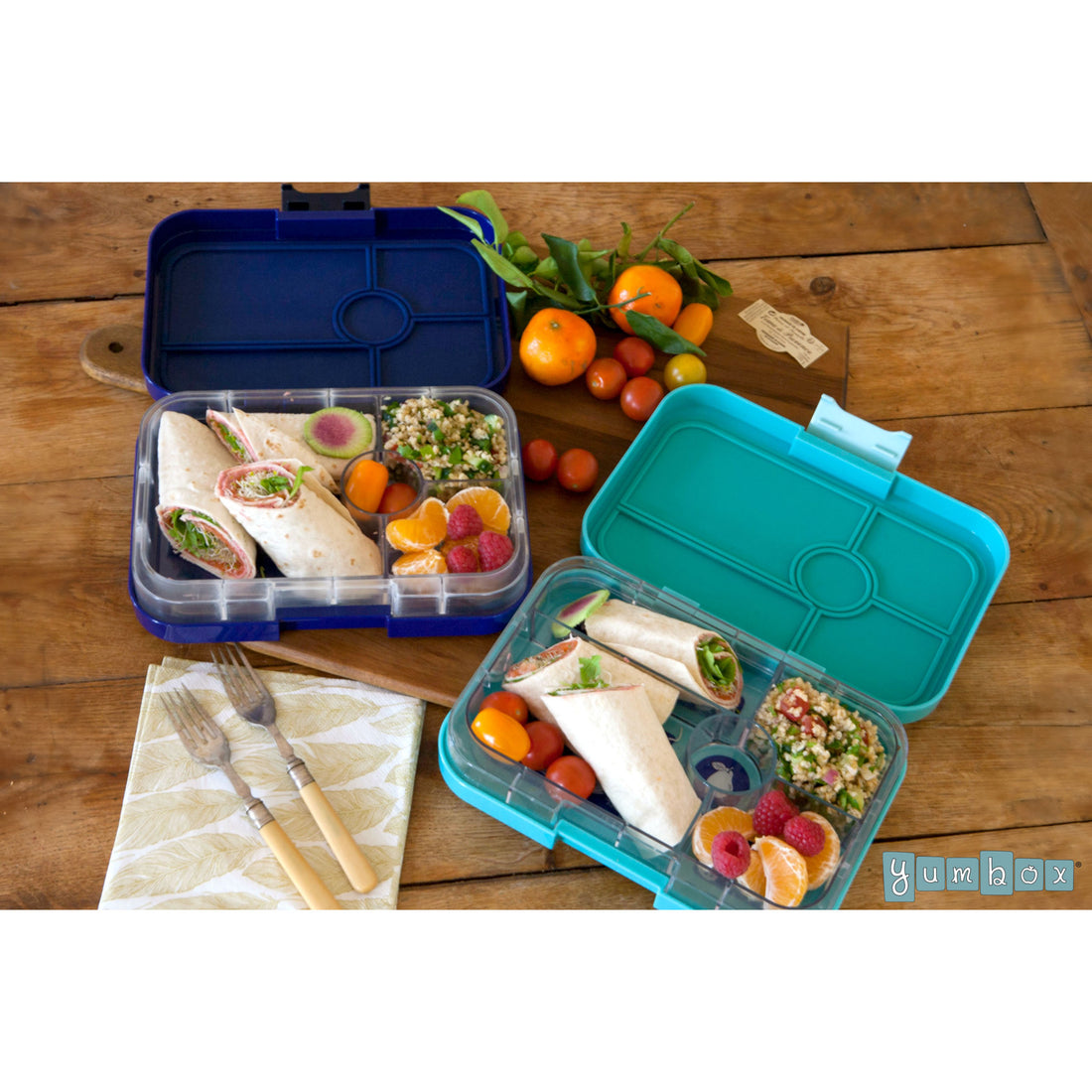 yumbox-tapas-antibes-blue-flamingo-4-compartment-lunch-box- (5)